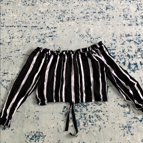 PacSun Tops - Pacsun cropped off the shoulder blouse